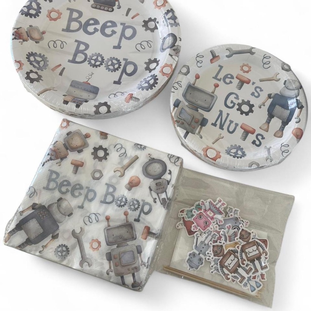 Robot Party Supplies‎ Set - Gray and White